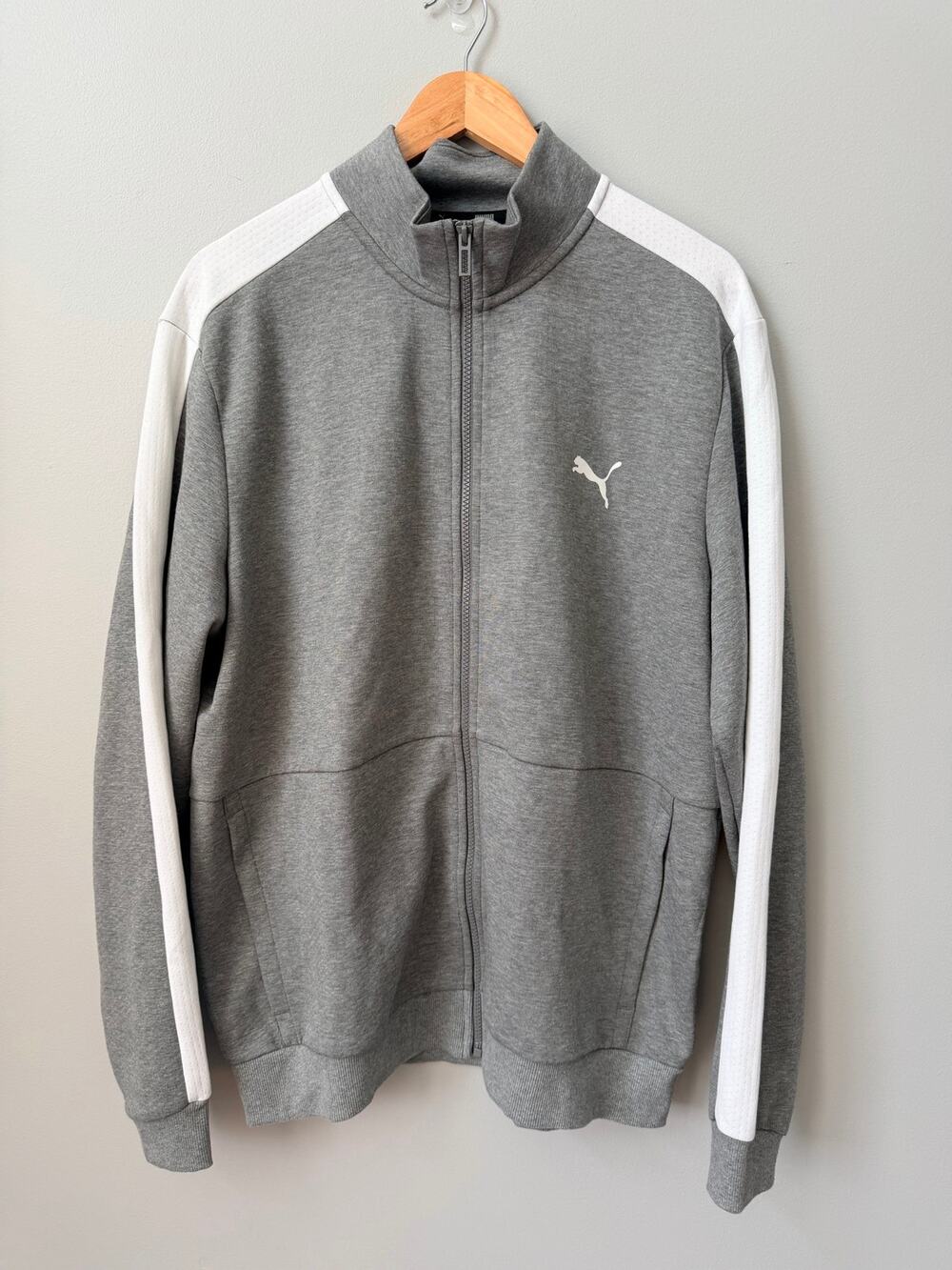 PUMA Men's Iconic T7 Full Zip Track Jacket XL Grey White Stripe